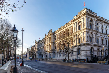 Fototapeta premium Downing Street rano zimą