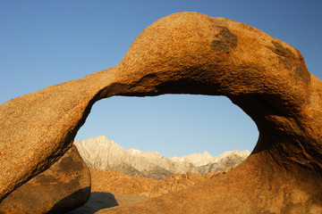 Alabama Hills Archway
