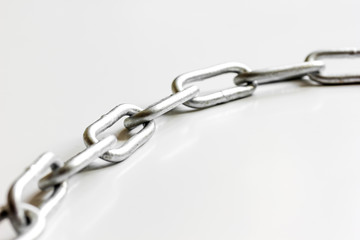 Fototapeta premium concept data protection metal chain on white background