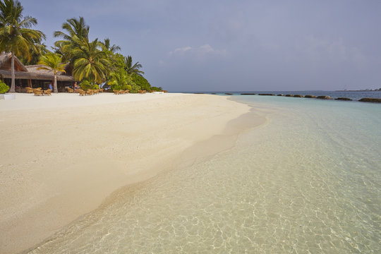 Beach scene on Kuramathi Island, Rasdhoo atoll, Ari atoll, Maldives
