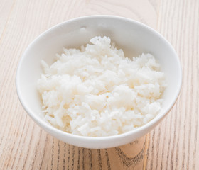  jasmine rice in white bowl