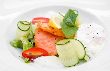 poached eggs with vegetables and salted salmon