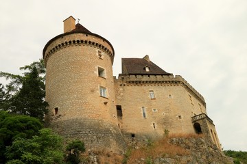 Fototapeta na wymiar castle of Cabrerets , department of the Lot , FRANCE 
