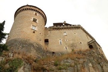 Fototapeta na wymiar castle of Cabrerets , department of the Lot , FRANCE 