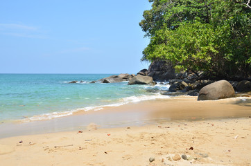 Blue waters of Koh Ta Chai in Thailand.

