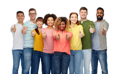 Obraz premium international group of people showing thumbs up
