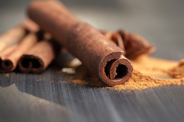 Cinnamon sticks