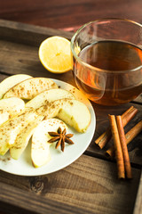 sliced apples with cinnamon and anise