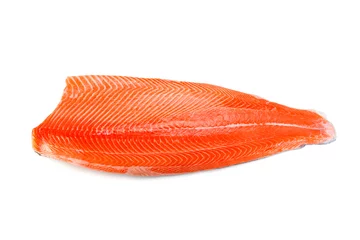 Rolgordijnen Fresh salmon fillet isolated on white background © z10e