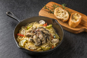 カキのスパゲティ　イタリアン　 Delicious pasta of the oyster