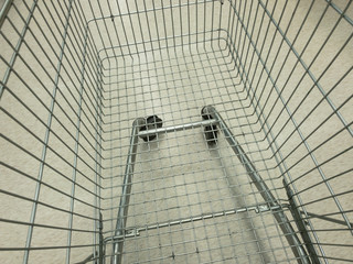Obraz premium Top View Empty super market shopping cart