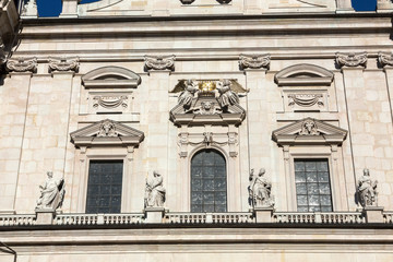 Fototapeta na wymiar Famous Salzburg Cathedral (Salzburger Dom) at Domplatz, Salzburg Land, Austria