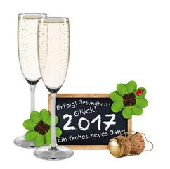 2017 Silvester Neujahr Sektgläser Korken Tafel mit Grüßen und Wünschen isoliert Hintergrund...