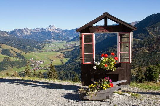 Fototapeta Tannheimer Tal, Wannenjoch Bergstation