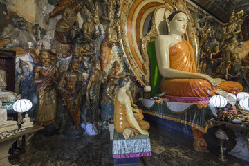 Gangaramaya Temple in Colombo, Sri Lanka