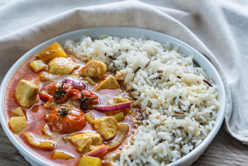 Thai yellow curry with chicken and rice