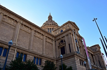 Fototapeta na wymiar Palacio Nacional en la montaña de Montjuic, en Barcelona.