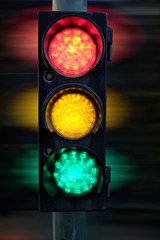 feu tricolore rouge signale routier arrêt stop orange vert tran