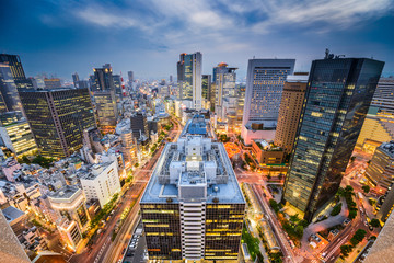 Fototapeta premium Osaka, Japonia Pejzaż miejski w dzielnicy Umeda.
