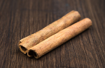 Cinnamon sticks