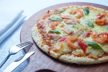 Seafood Pizza