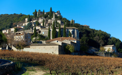 Fototapeta na wymiar La Roque-sur-Ceze village in France
