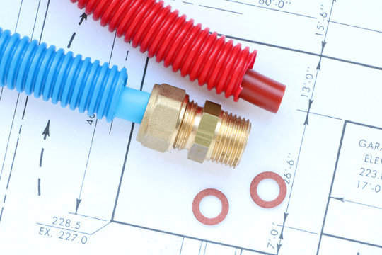 Tube en per, raccord &agrave; compression et joints d'&eacute;tanch&eacute;it&eacute;. plomberie et plombier