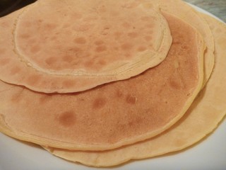 making of fresh tasty pancakes