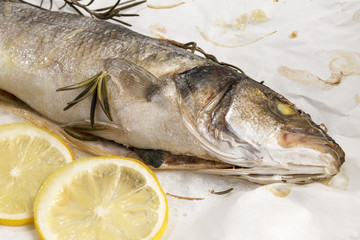 Branzino al cartoccio Primo piano