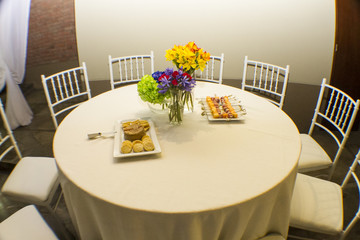 Wedding table, food and drinks 