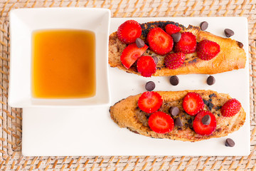 French Toast with Strawberries