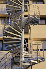 escalier de secours extérieur hôtel