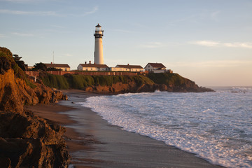 Pigeon Point Lighthouse in California © dragan1956