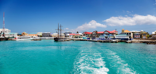 Fototapeta na wymiar George Town waterfront, Grand Cayman, Cayman Islands