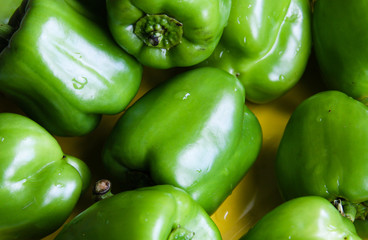 Obraz na płótnie Canvas A heap of green peppers 3