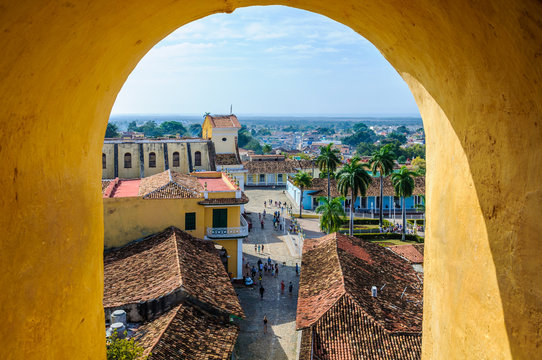 Fototapeta Window view from San Francesco Convent in Trinidad, Cuba