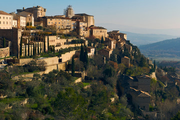 Fototapeta na wymiar View to the Gordes, is a beautiful hilltop village in France