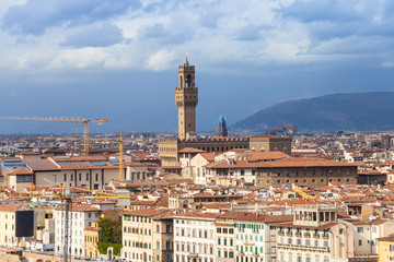 Fototapeta na wymiar cityscape of Florence city with Palazzo Vecchio