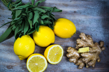 Salbei, Ingwer und Zitrone bei Erkältung