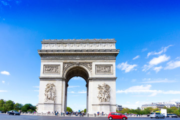 Fototapeta premium PARIS, FRANCE - August 28, 2016 : Arc de triomphe in Paris, one