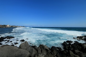 SEEN ON THE INDIAN OCEAN ,  REUNION ISLAND , FRANCE , OCTOBER 2016 

