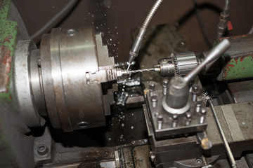 Obraz na płótnie Canvas metalworking industry and lathe machine
