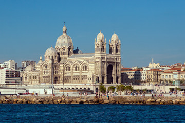 Fototapeta na wymiar Marseille – Cathédrale de la Major depuis la mer