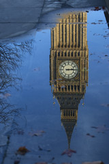 Fototapeta na wymiar Houses of Parliment at westminster London