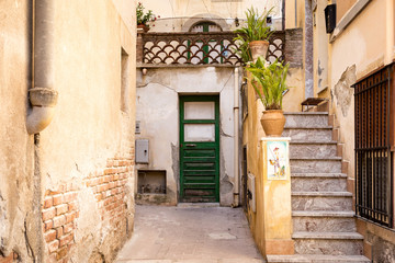 Fototapeta na wymiar Alley view in Taormina