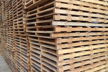 Wood pallet stack