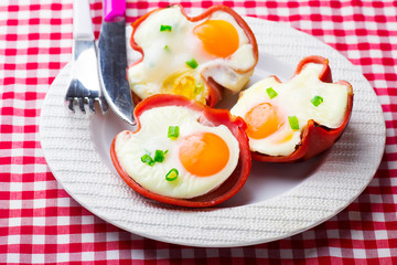 Baked Eggs in Ham Cups for  breakfast,
