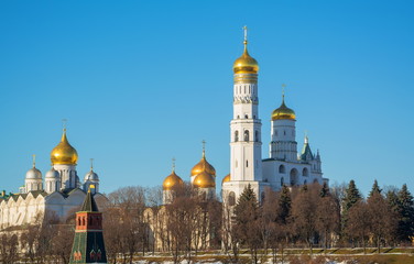 Fototapeta na wymiar Moscow. View of the Kremlin cathedrals and Ivan Great bell tower