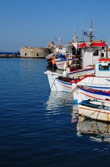 Fischerboote im Hafen von Naoussa