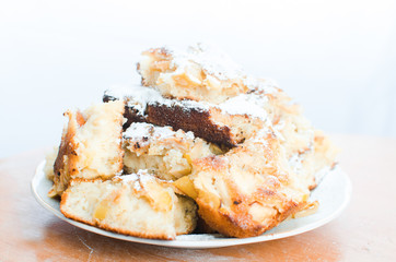 Apple pie cake